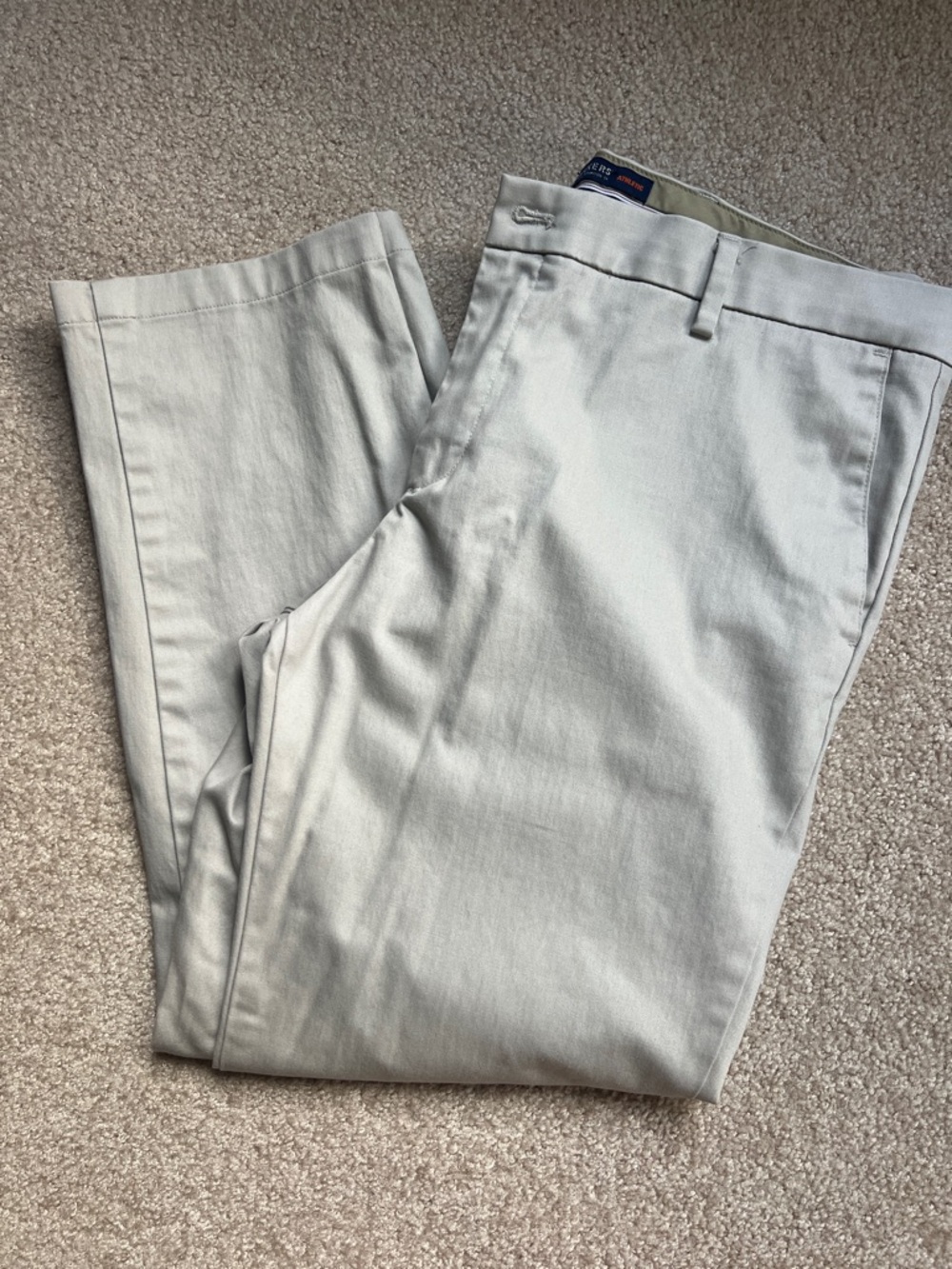 NEW Dockers Men's athletic khaki Pants 36x30